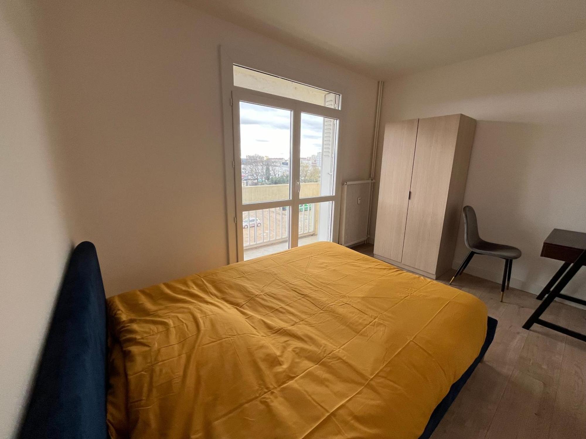 Apartment 4 Valence (Drome)